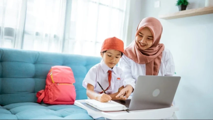 Jangan Hanya lewat Video Ajarkan Anak Bahasa melalui Interaksi