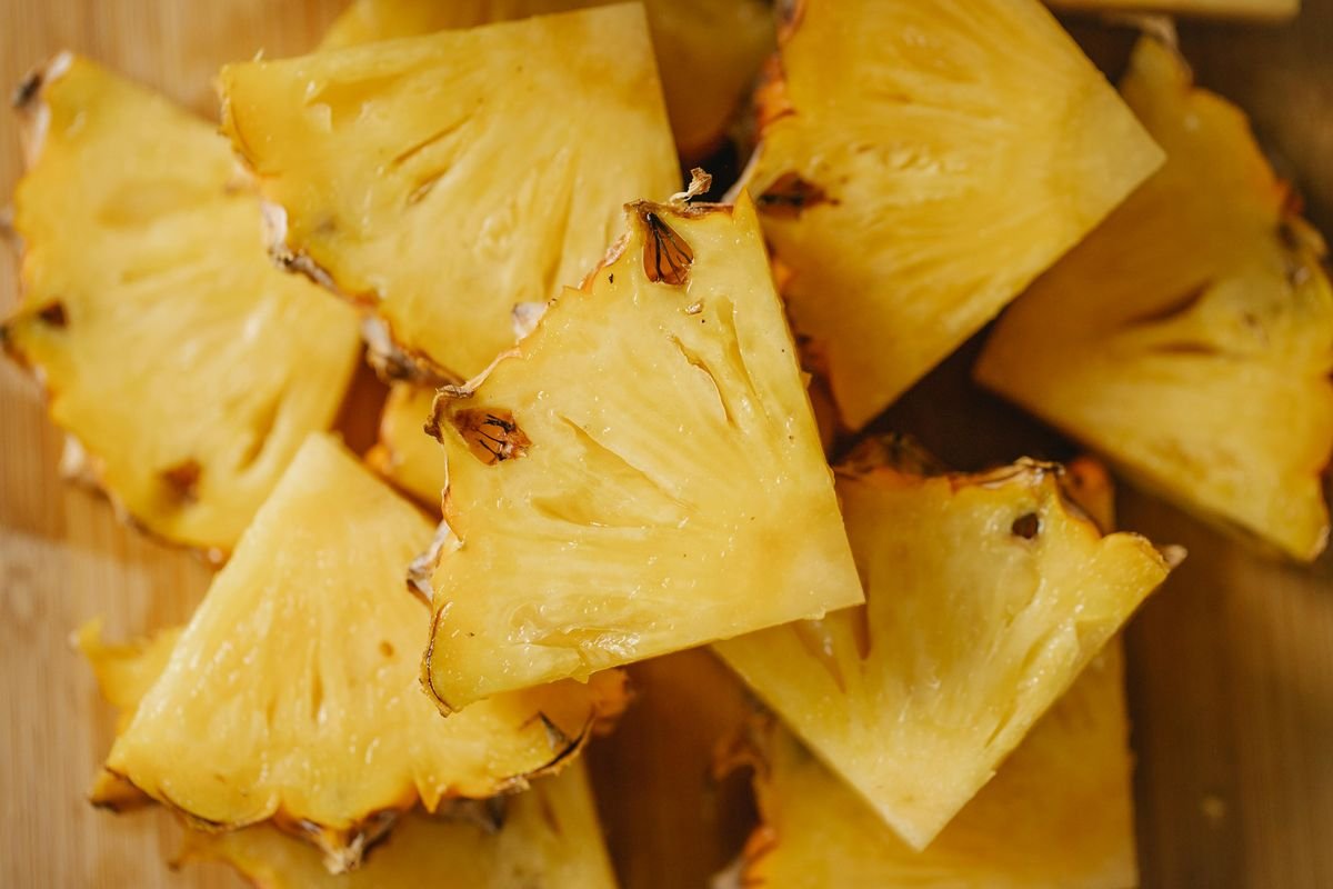 Makan Nanas