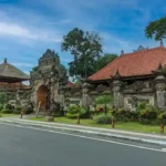 Puri Saren Ubud Bali 2026 Istana Budaya Terkenal Dunia