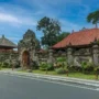 Puri Saren Ubud Bali 2026 Istana Budaya Terkenal Dunia