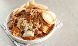 Resep Ketoprak Rumahan yang Gurih, Medok, dan Bikin Piring Cepat Bersih